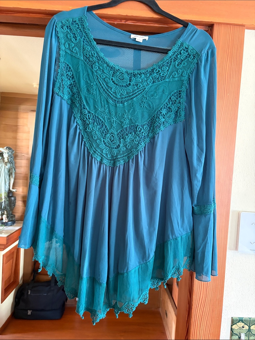 Ultra Pink Brand Forest Green Modern Victorian Top L